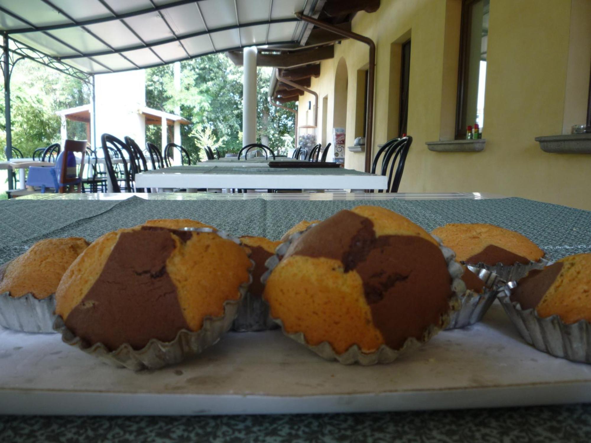 Agriturismo Lupo Bianco Monzambano Luaran gambar