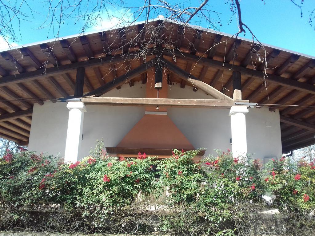 Agriturismo Lupo Bianco Monzambano Luaran gambar