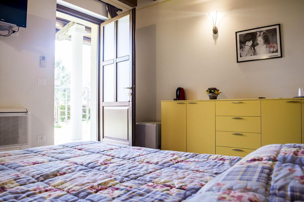 Agriturismo Lupo Bianco Monzambano Luaran gambar