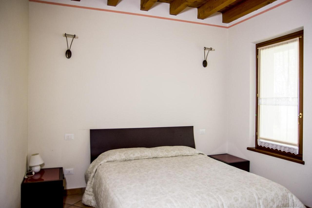 Agriturismo Lupo Bianco Monzambano Luaran gambar