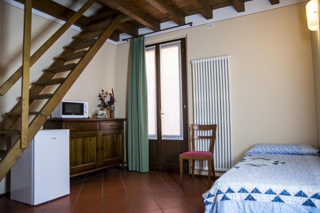 Agriturismo Lupo Bianco Monzambano Luaran gambar