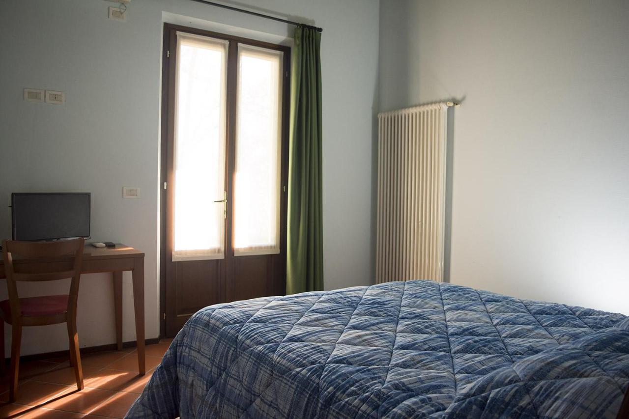 Agriturismo Lupo Bianco Monzambano Luaran gambar