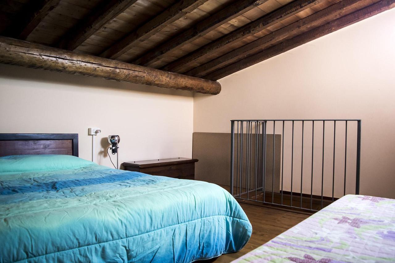 Agriturismo Lupo Bianco Monzambano Luaran gambar