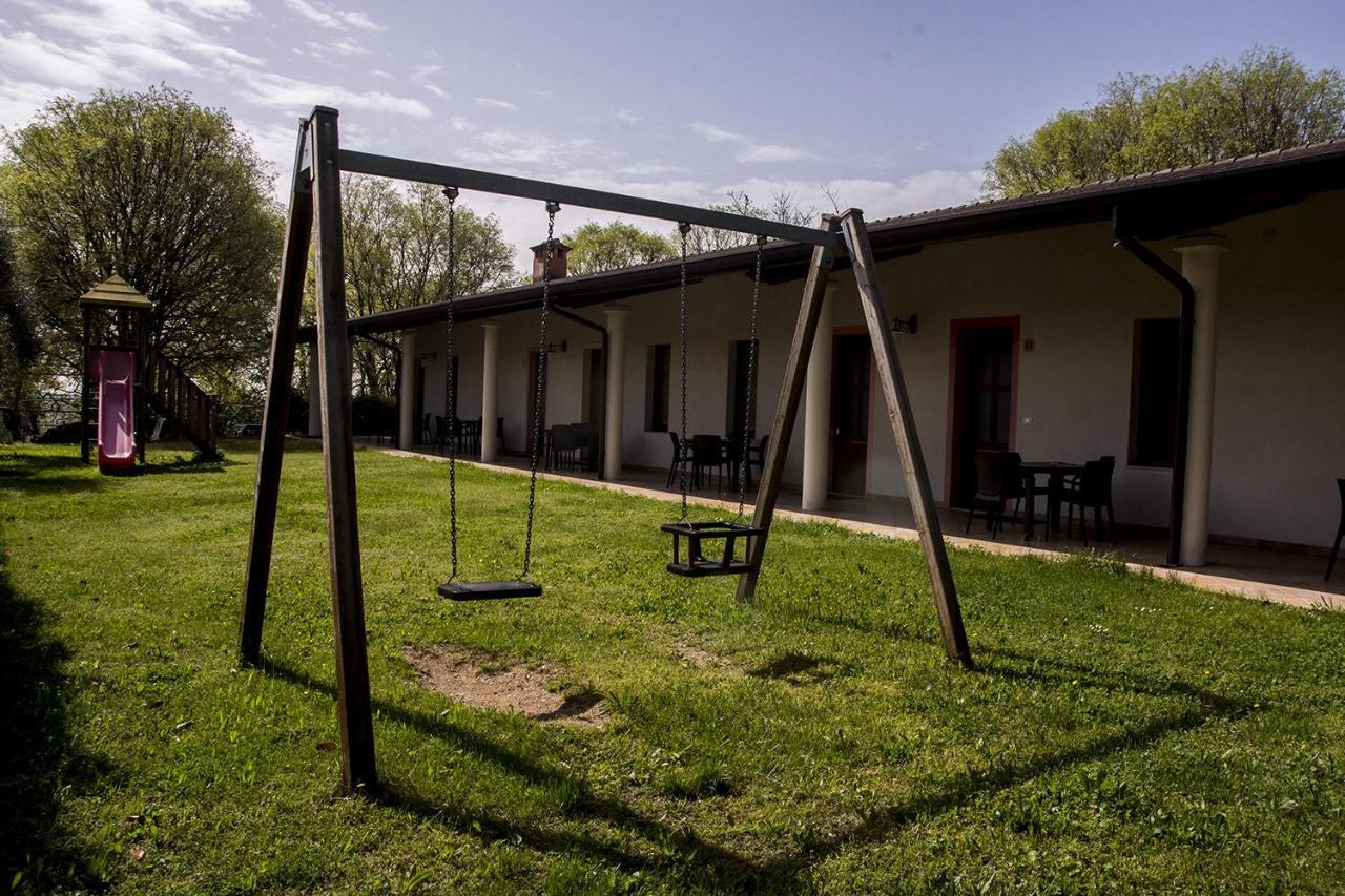 Agriturismo Lupo Bianco Monzambano Luaran gambar